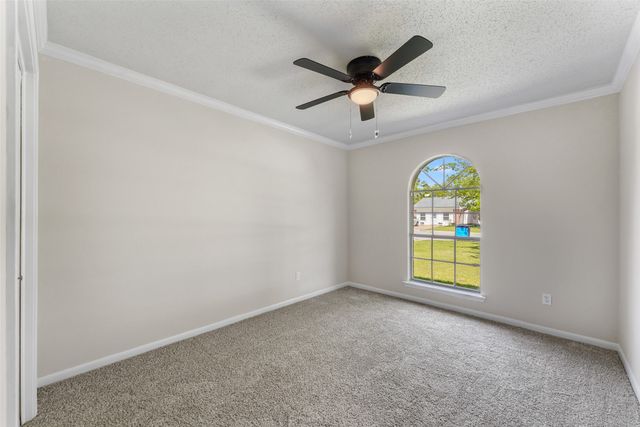 7440 Beckwood Drive, Fort Worth, TX 76112