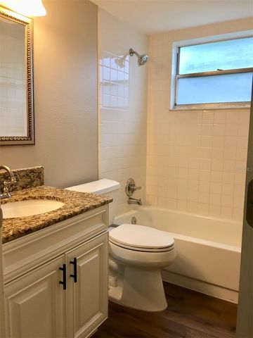 305 S WESTLAND AVENUE B, Tampa, FL 33606