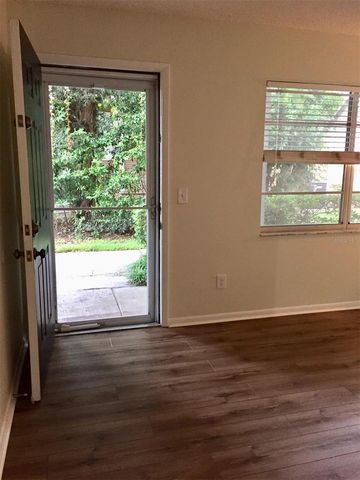 305 S WESTLAND AVENUE B, Tampa, FL 33606