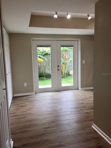 305 S WESTLAND AVENUE B, Tampa, FL 33606