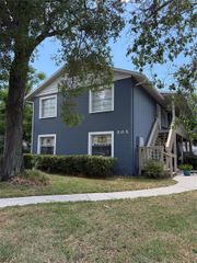 305 S WESTLAND AVENUE B, Tampa, FL 33606