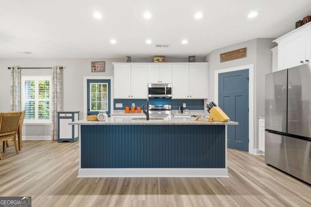 221 Windsor Way, Jasper, GA 30143