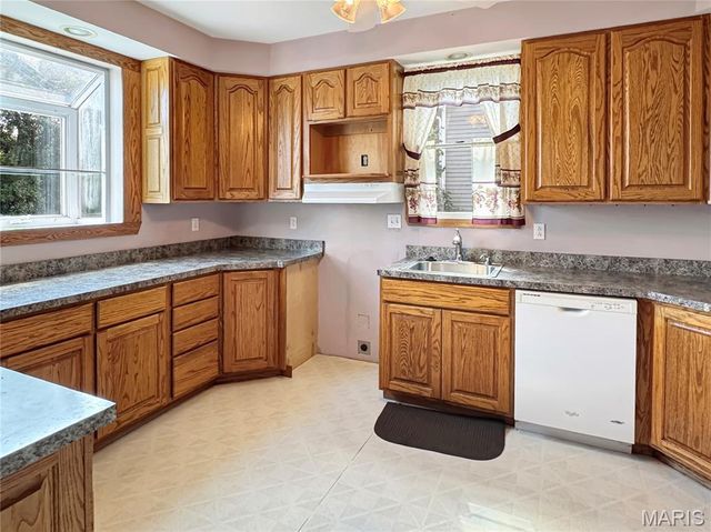 305 E Main Street, Washington, MO 63090