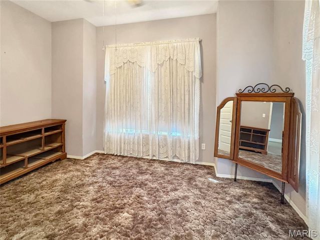 305 E Main Street, Washington, MO 63090