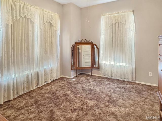 305 E Main Street, Washington, MO 63090