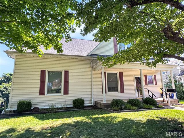 305 E Main Street, Washington, MO 63090