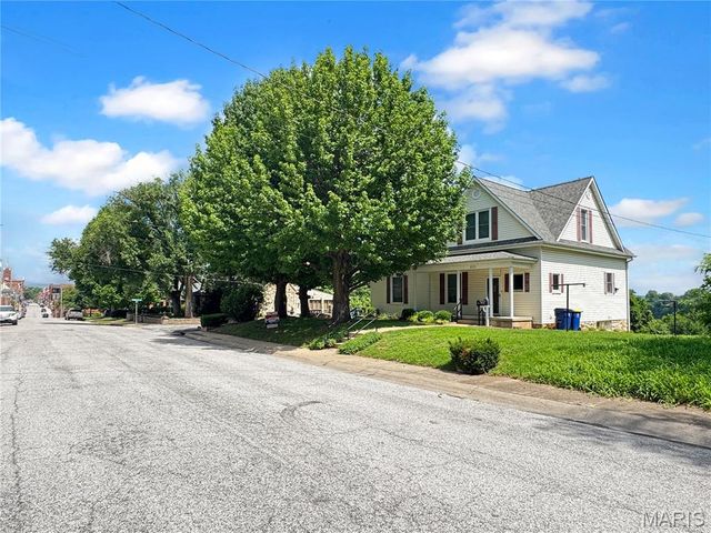 305 E Main Street, Washington, MO 63090