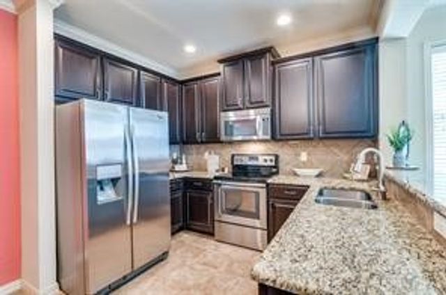 2949 Peyton Brook Drive, Fort Worth, TX 76137