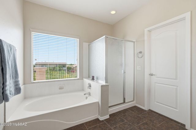 11911 N Prospect Point Place, Oro Valley, AZ 85737