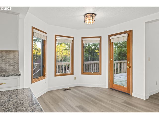 13187 Nw BURTON St, Portland, OR 97229