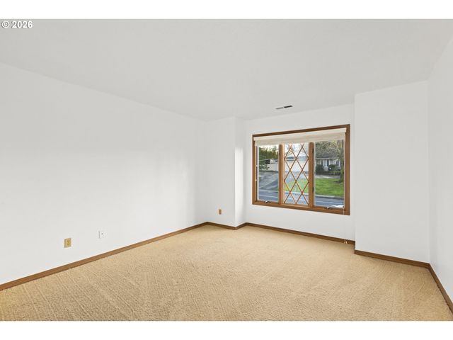 13187 Nw BURTON St, Portland, OR 97229