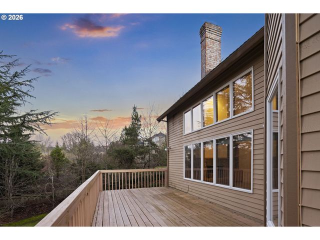 13187 Nw BURTON St, Portland, OR 97229