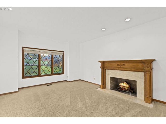 13187 Nw BURTON St, Portland, OR 97229