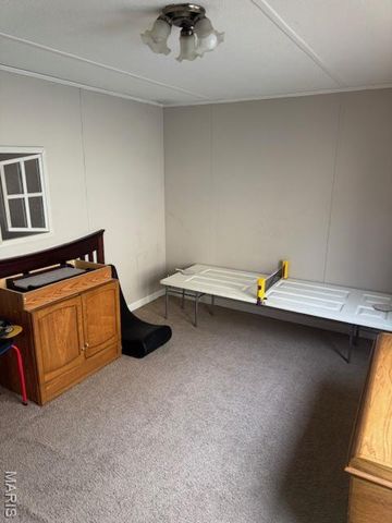 1705 Little Brennan Road, High Ridge, MO 63049