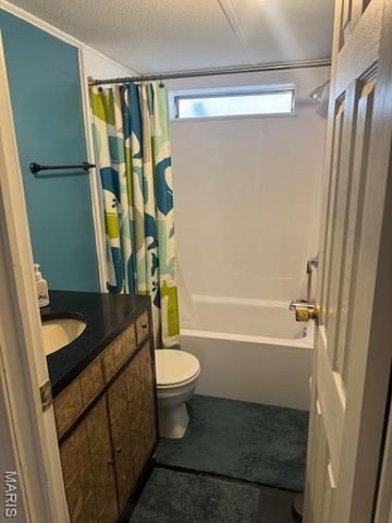 1705 Little Brennan Road, High Ridge, MO 63049