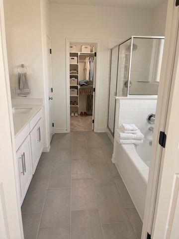 5839 Westwood Shore Drive, Katy, TX 77493