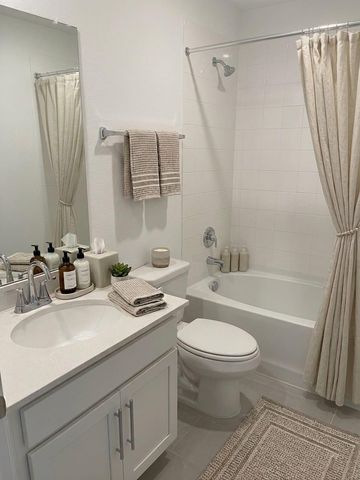 5839 Westwood Shore Drive, Katy, TX 77493