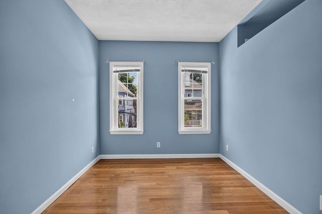 18 Henry St, Everett, MA 02149