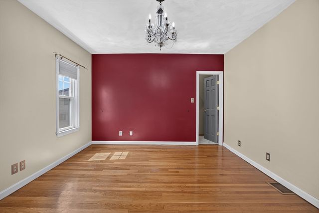 18 Henry St, Everett, MA 02149