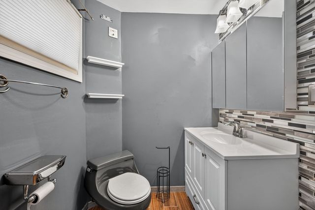 18 Henry St, Everett, MA 02149