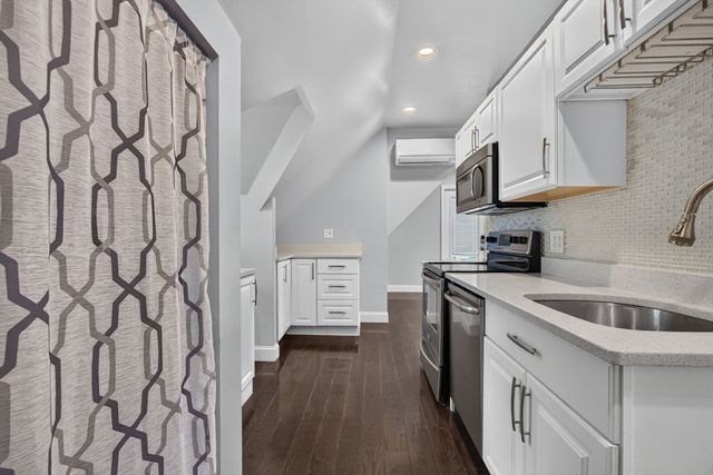 18 Henry St, Everett, MA 02149