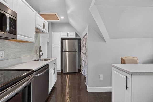 18 Henry St, Everett, MA 02149