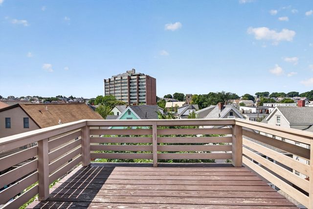 18 Henry St, Everett, MA 02149