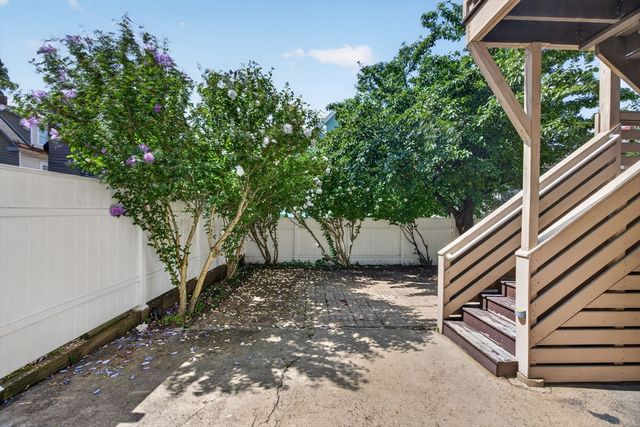 18 Henry St, Everett, MA 02149