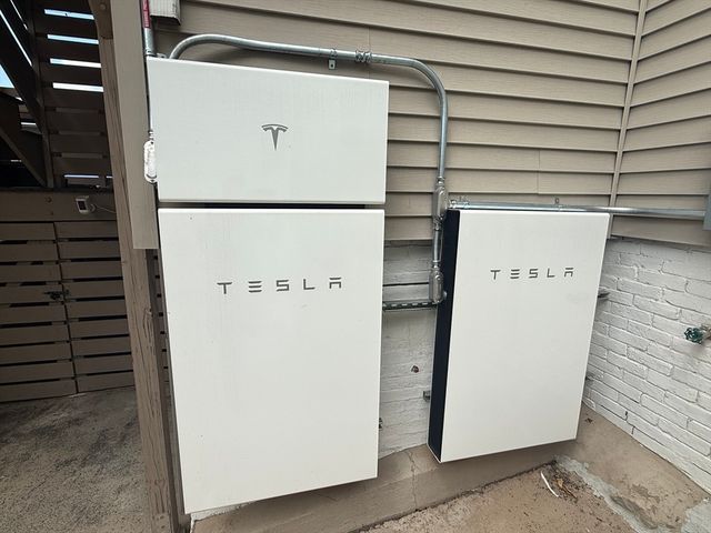 18 Henry St, Everett, MA 02149