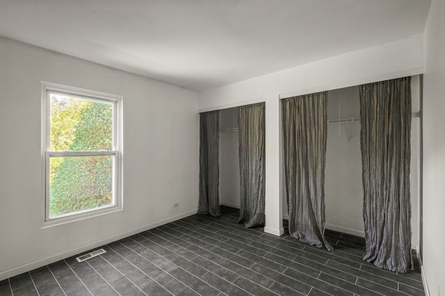 495 Metropolitan Street 495, Aurora, IL 60502