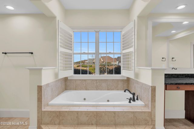 8476 Compass Pointe East Wynd NE, Leland, NC 28451