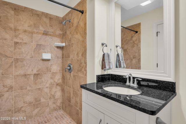 8476 Compass Pointe East Wynd NE, Leland, NC 28451