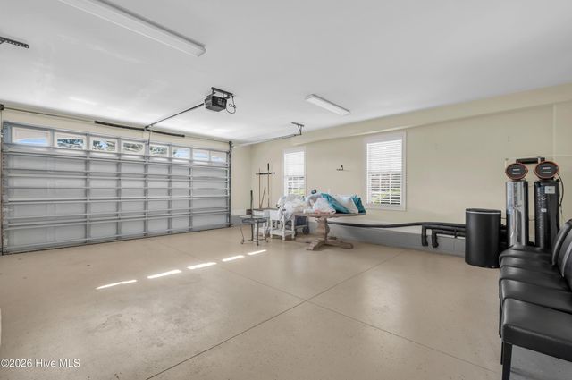 8476 Compass Pointe East Wynd NE, Leland, NC 28451