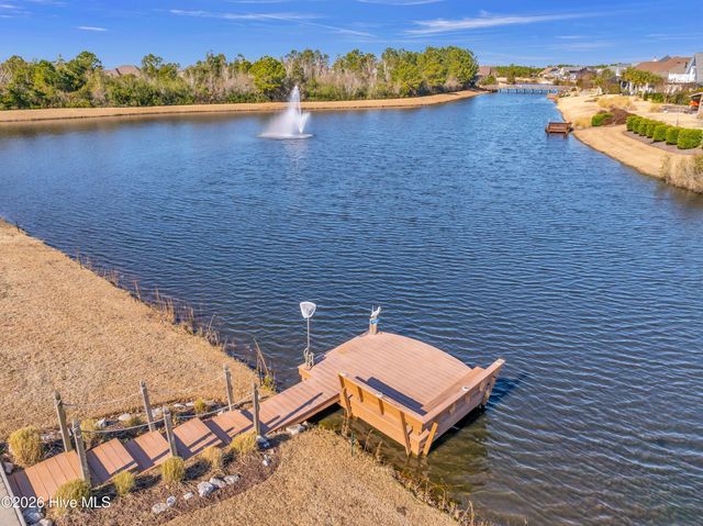 8476 Compass Pointe East Wynd NE, Leland, NC 28451