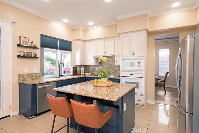 971 Haley Talbert Drive, Corona, CA 92881