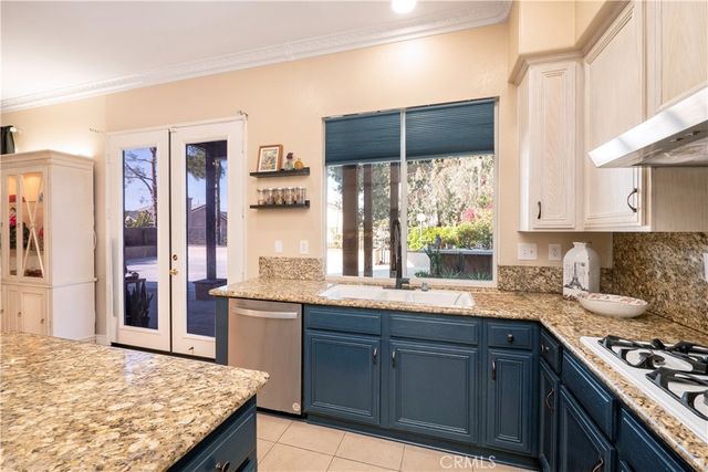 971 Haley Talbert Drive, Corona, CA 92881