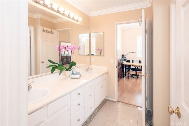 971 Haley Talbert Drive, Corona, CA 92881