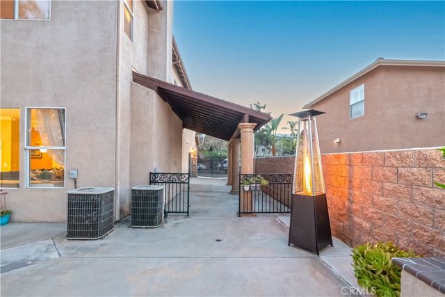 971 Haley Talbert Drive, Corona, CA 92881