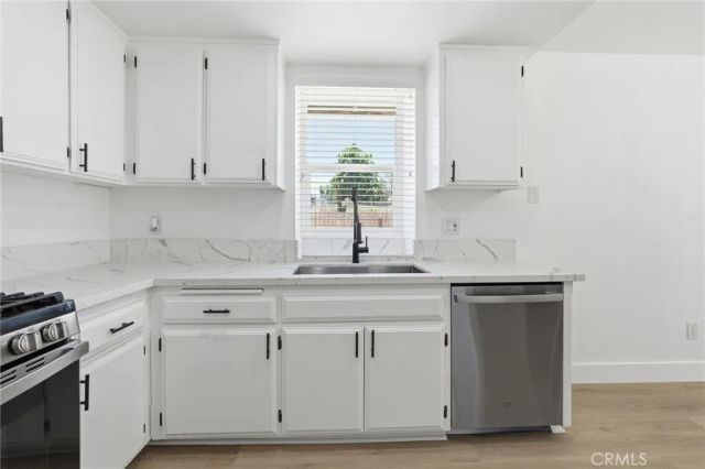 16853 Lambert Lane, Victorville, CA 92395