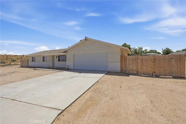 16853 Lambert Lane, Victorville, CA 92395