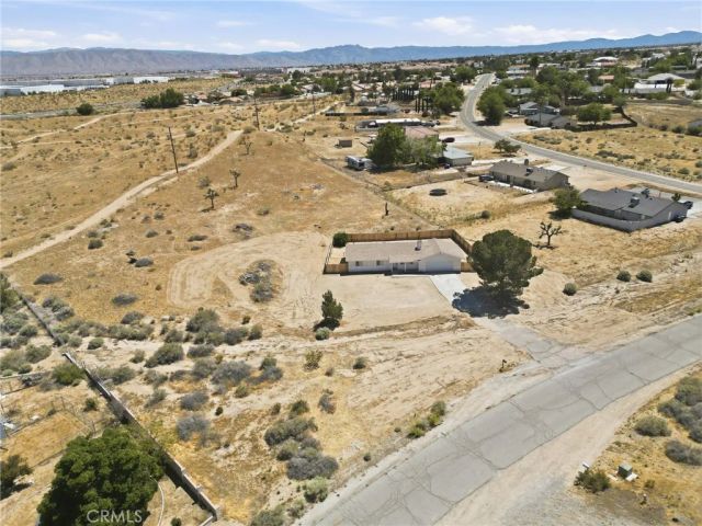 16853 Lambert Lane, Victorville, CA 92395