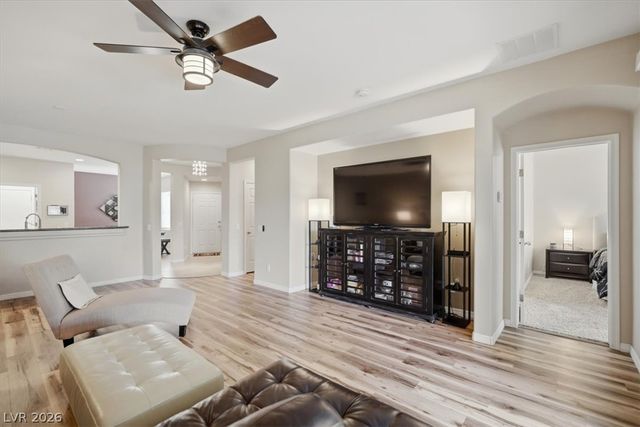 8709 Echo Grande Drive, Las Vegas, NV 89131