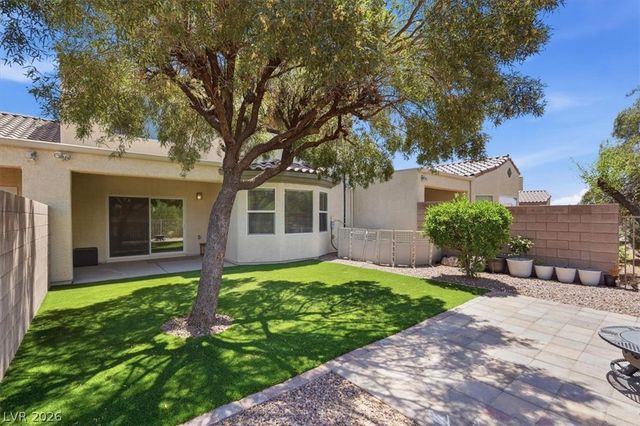 8709 Echo Grande Drive, Las Vegas, NV 89131
