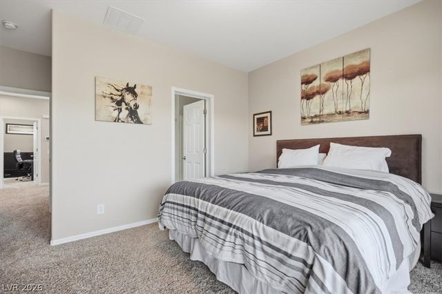 8709 Echo Grande Drive, Las Vegas, NV 89131