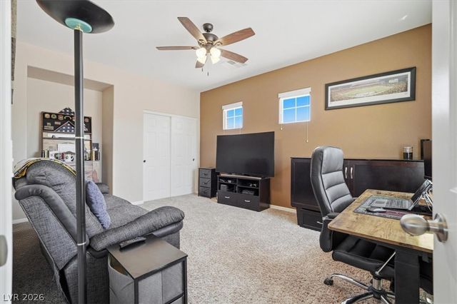 8709 Echo Grande Drive, Las Vegas, NV 89131