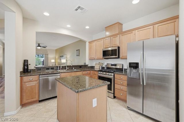 8709 Echo Grande Drive, Las Vegas, NV 89131
