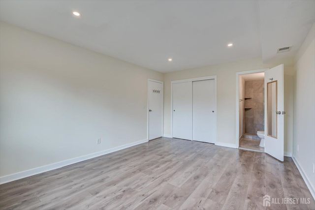 60 College Drive, Edison, NJ 08817