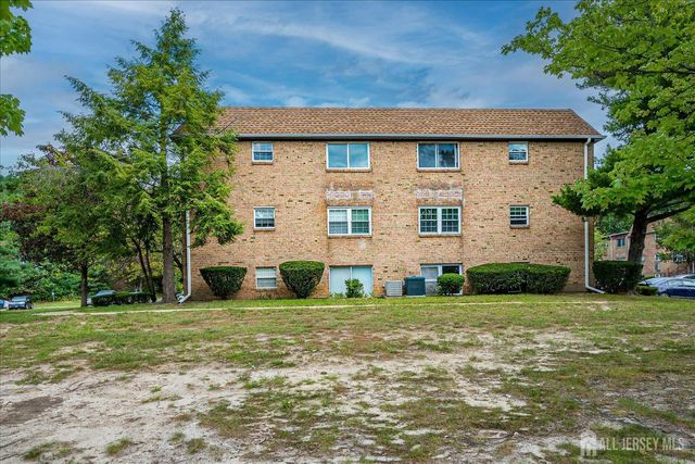 60 College Drive, Edison, NJ 08817