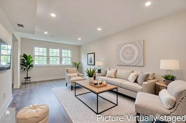 60 College Drive, Edison, NJ 08817