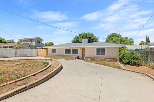 13348 5th, Yucaipa, CA 92399